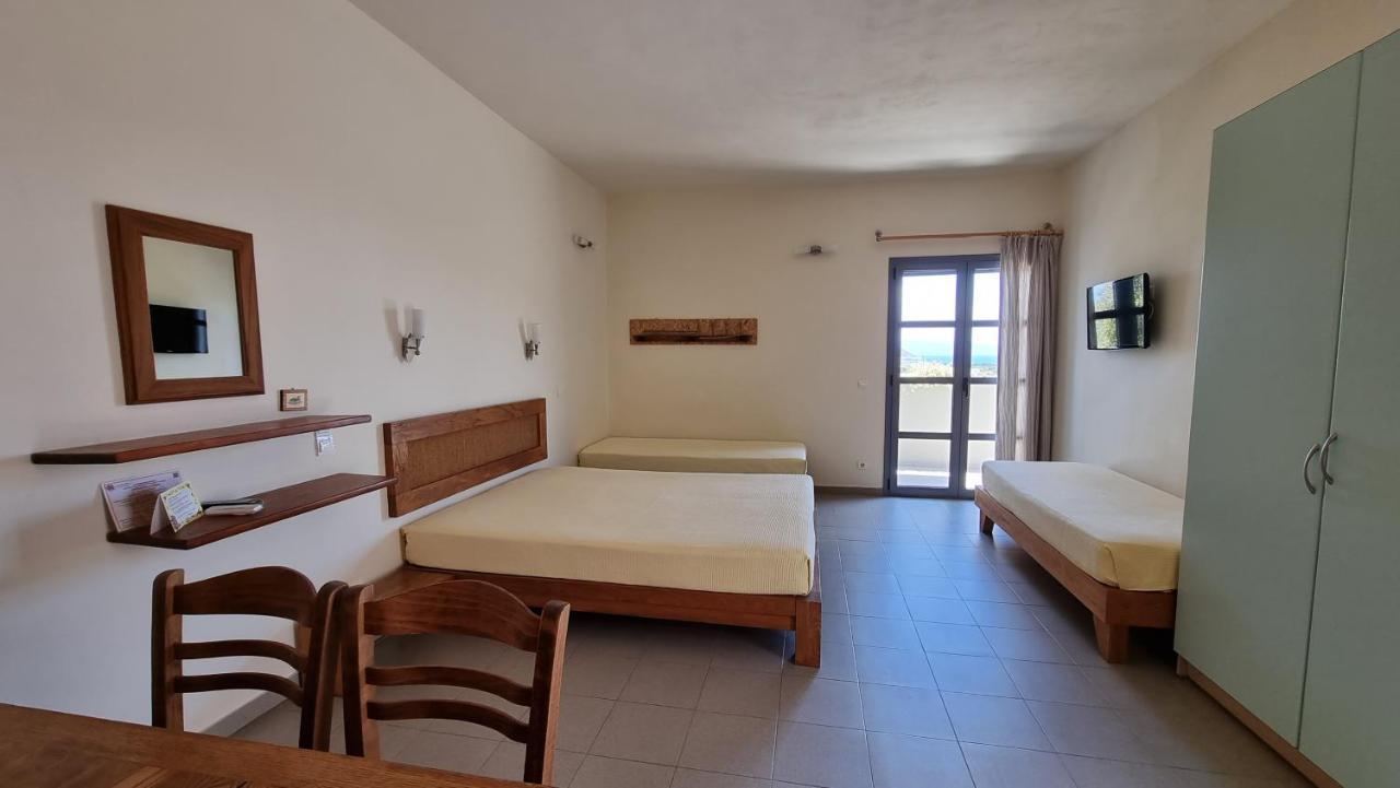 Domatia Me Thea Bed & Breakfast Elafonissos Exterior foto