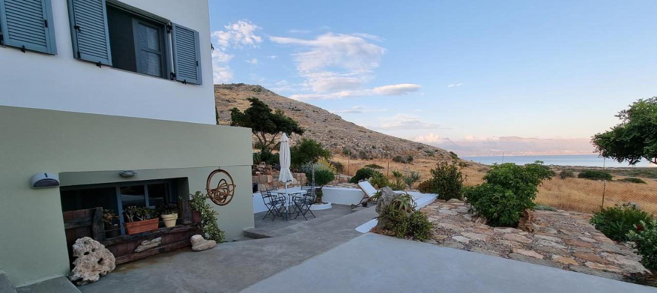 Domatia Me Thea Bed & Breakfast Elafonissos Exterior foto